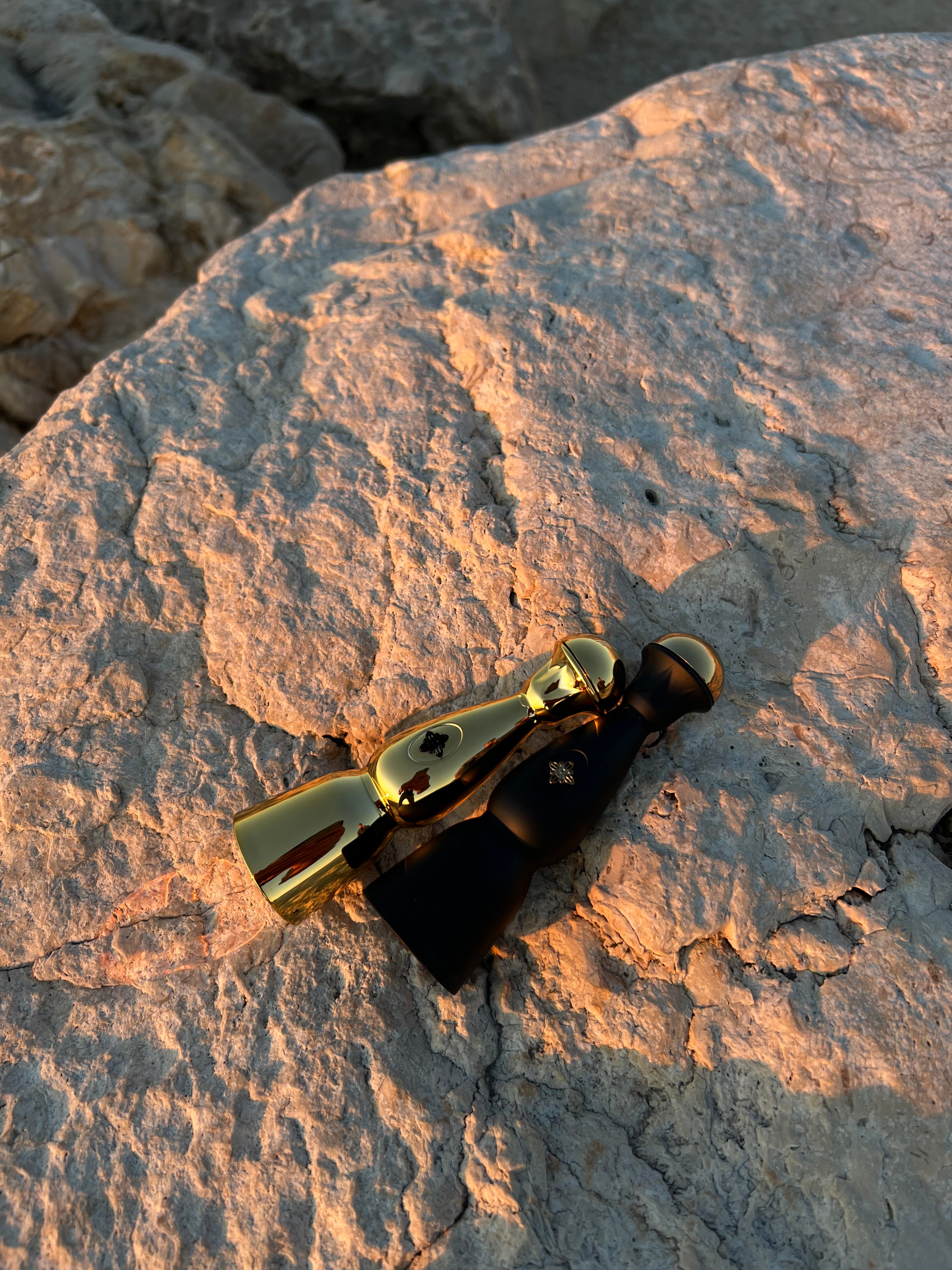 SAINTVPE - GOLD LIMITED EDITION